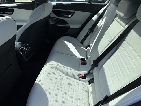 Used 2025 Mercedes-Benz C 300 4MATIC Sedan image 26