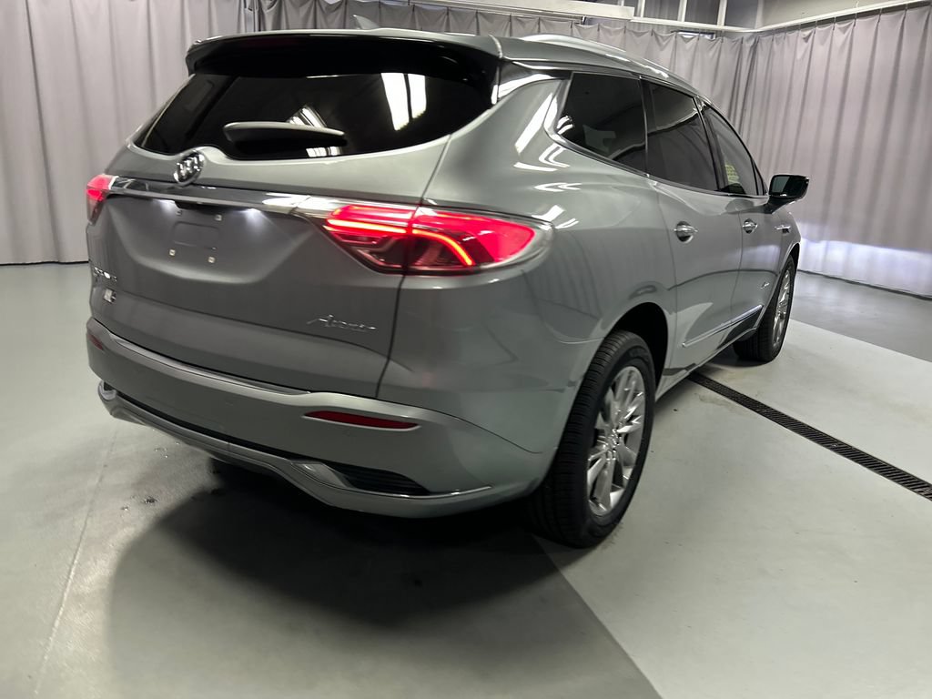 Used 2024 Buick Enclave Avenir w/ Avenir Technology Package AWD/4WD image 7