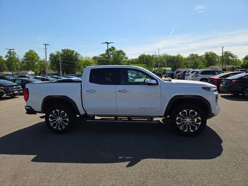 Used 2023 GMC Canyon Denali AWD/4WD image 5