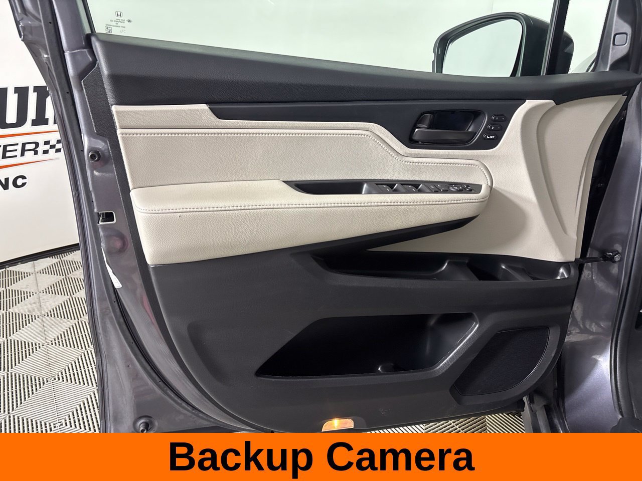 Used 2025 Honda Odyssey EX-L image 9