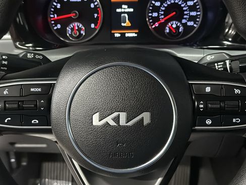 Used 2023 Kia K5 LXS FWD image 11