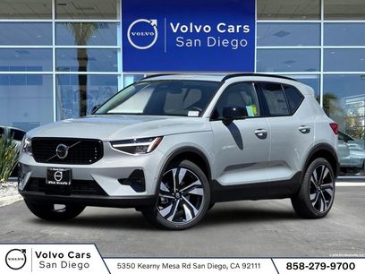 New 2026 Volvo XC40 B5 Plus w/ Protection Package Premier