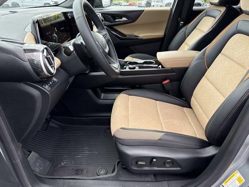 New 2026 Chevrolet Equinox ACTIV w/ Convenience Package III AWD/4WD image 9