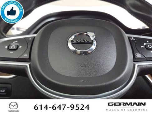 Used 2021 Volvo XC60 T5 Momentum w/ Protection Package Premier image 24