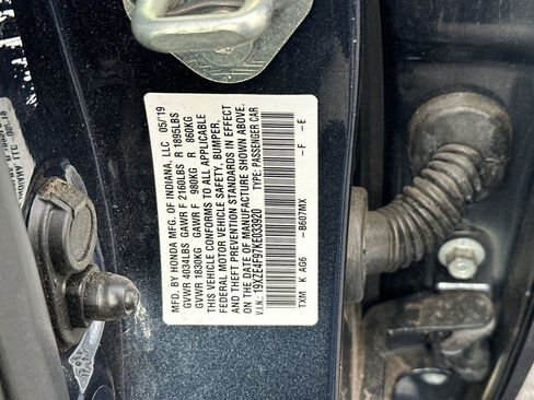 Certified 2019 Honda Insight Touring image 29