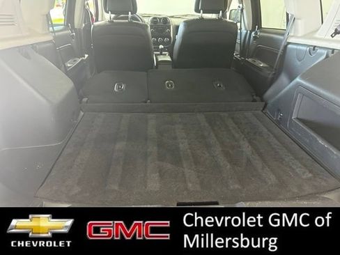 Used 2016 Jeep Compass Latitude AWD/4WD image 26
