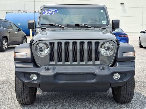 Used 2022 Jeep Wrangler Unlimited Sport w/ Sun And Sound Package AWD/4WD image 5