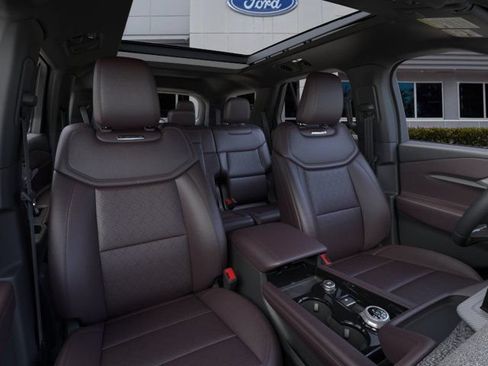 New 2026 Ford Explorer Platinum AWD/4WD image 10