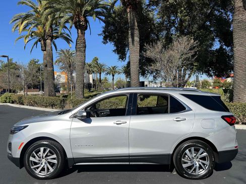 Used 2022 Chevrolet Equinox Premier image 19