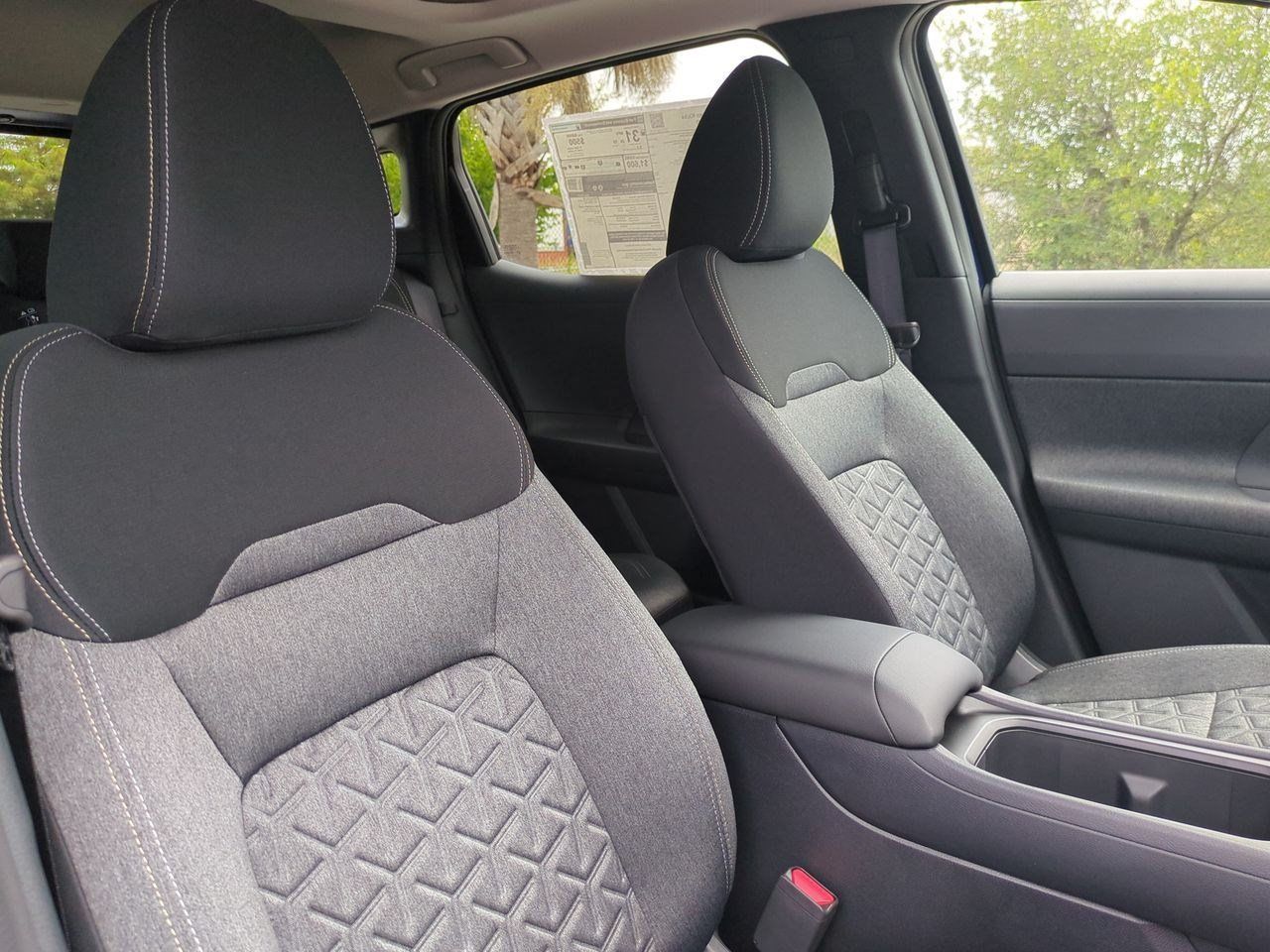 New 2026 Nissan Kicks SV w/ SV Premium Package FWD image 39