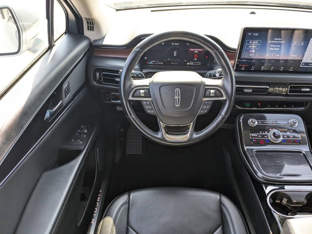 Used 2023 Lincoln Nautilus Reserve FWD image 16