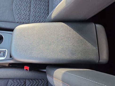 Used 2024 Chevrolet Equinox LT FWD image 20