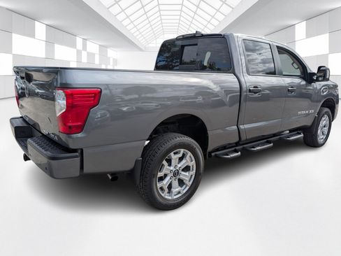 Certified 2024 Nissan Titan SV w/ SV Convenience Package image 7