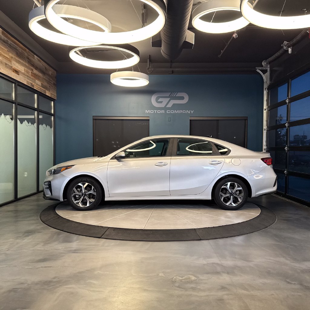 Used 2021 Kia Forte LXS FWD image 6