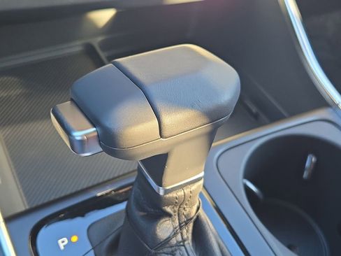 New 2026 Kia Carnival EX image 23