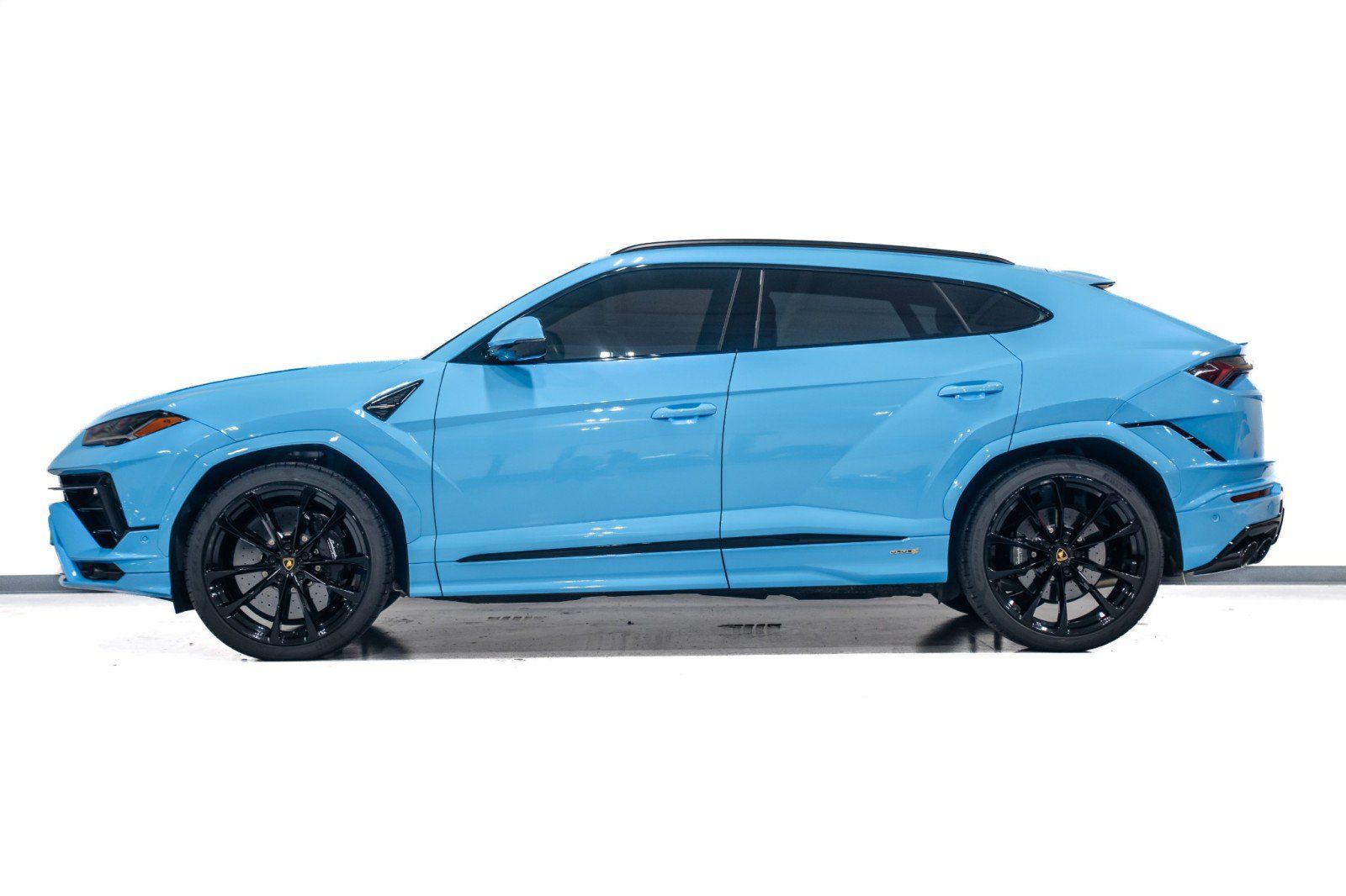 Used 2024 Lamborghini Urus S AWD/4WD image 8