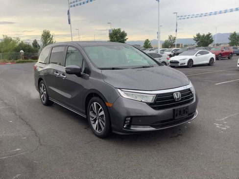 Used 2023 Honda Odyssey Touring image 9