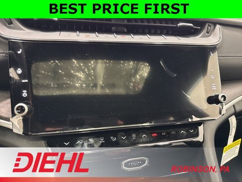 New 2026 Jeep Grand Cherokee Laredo image 29