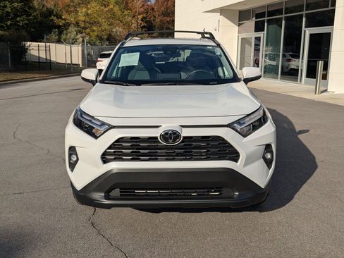 Used 2025 Toyota RAV4 XLE Premium image 8