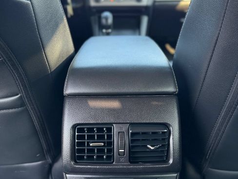 Used 2016 Subaru Outback 2.5i Limited w/ Popular Package #4 AWD/4WD image 27