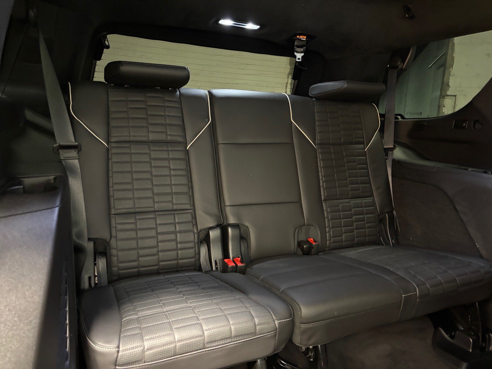 Used 2023 Cadillac Escalade Sport Platinum w/ LPO, ONYX Package AWD/4WD image 41