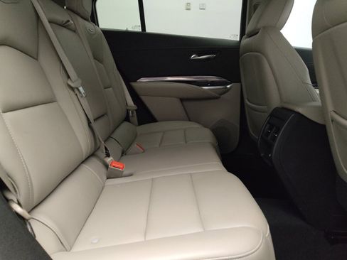 Used 2021 Cadillac XT4 Luxury FWD image 19
