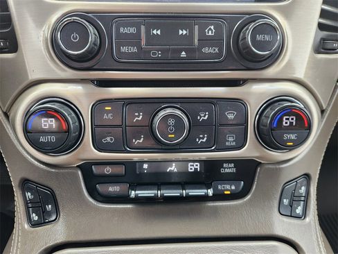 Used 2017 GMC Yukon XL Denali w/ Open Road Package image 18