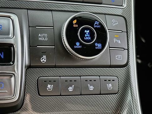 Used 2023 Hyundai Santa Fe Limited AWD/4WD image 19