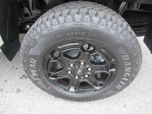 New 2025 Ford Ranger XLT w/ Equipment Group 301A High AWD/4WD image 9