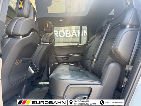 Used 2025 Rivian R1S Adventure AWD/4WD image 15