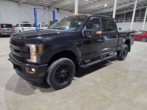 Used 2019 Ford F250 Lariat AWD/4WD image 1