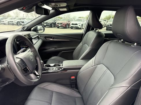 Used 2026 Toyota Camry XSE w/ Premium Plus Package image 13