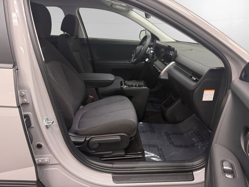 Certified 2025 Hyundai Ioniq 5 SE image 15