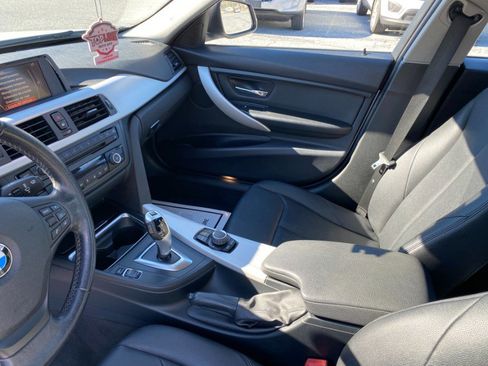 Used 2015 BMW 320i xDrive Sedan image 16