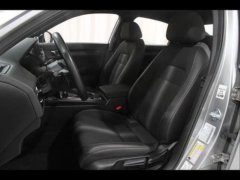 Used 2025 Honda Civic Sport image 5