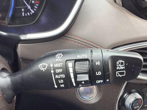 Used 2019 Hyundai Santa Fe 2.0T Ultimate Sport Utility 4D w/ Cargo Package image 13