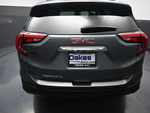 Used 2020 GMC Terrain SLE w/ Driver Convenience Package image 32