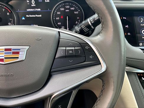 Used 2021 Cadillac XT5 Premium Luxury image 48