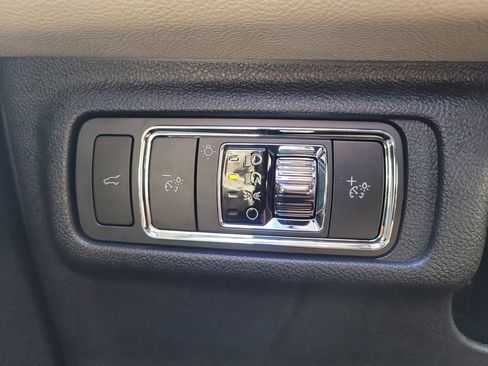 New 2026 Lincoln Corsair Premiere image 25