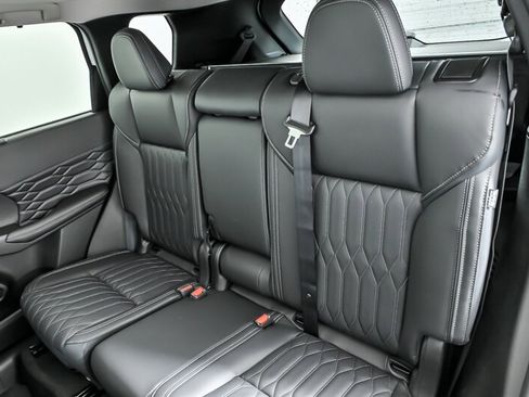 New 2026 Mitsubishi Outlander SEL AWD/4WD image 17