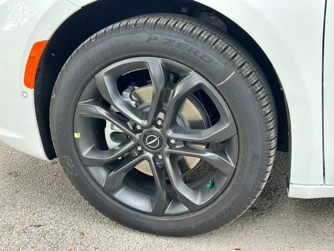 New 2026 Chrysler Pacifica Select image 23