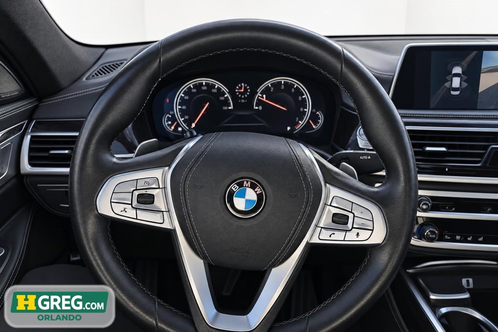 Used 2017 BMW 750i xDrive AWD/4WD image 12