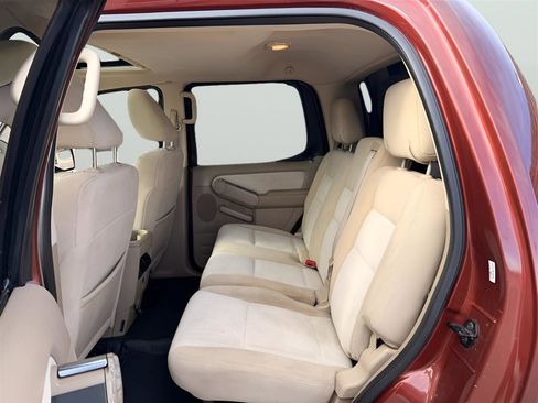 Used 2009 Ford Explorer Sport Trac XLT image 18