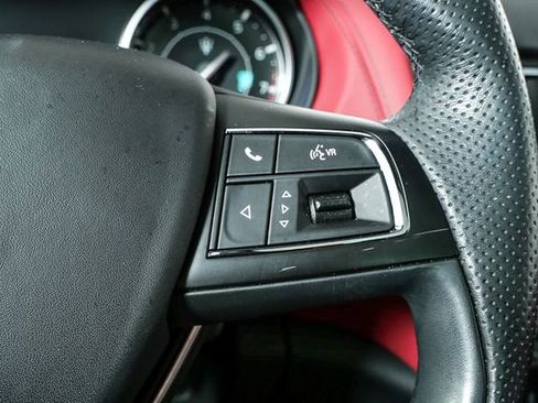 Certified 2022 Maserati Levante GT image 12