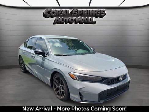 Used 2025 Honda Civic Sport image 1