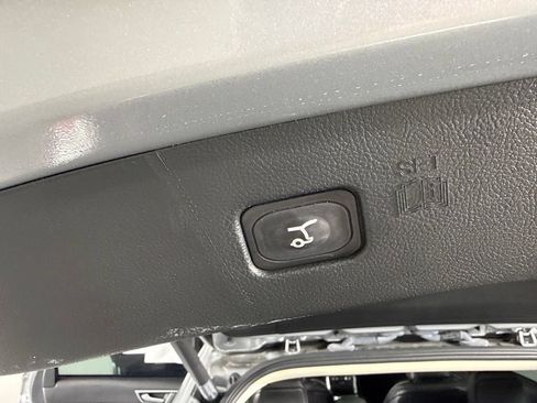 Used 2022 Ford Edge Titanium w/ Cargo Accessory Package AWD/4WD image 28