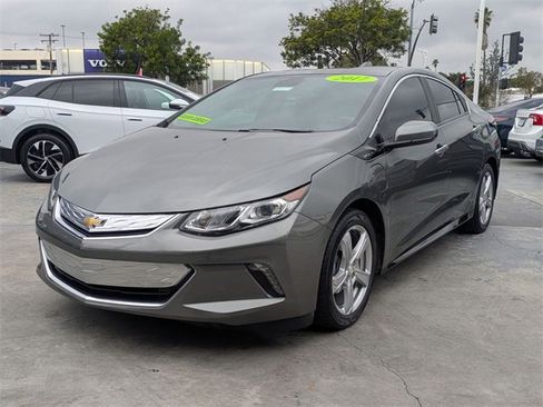 Used 2017 Chevrolet Volt LT w/ Comfort Package image 7