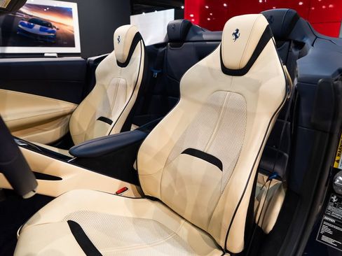 Certified 2024 Ferrari Roma Spider RWD image 4