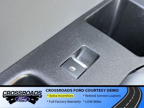 New 2025 Ford Explorer Active image 25