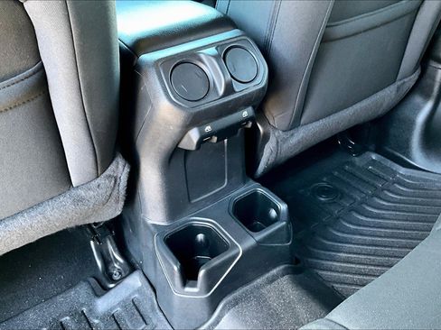 Used 2021 Jeep Wrangler Sport S image 10